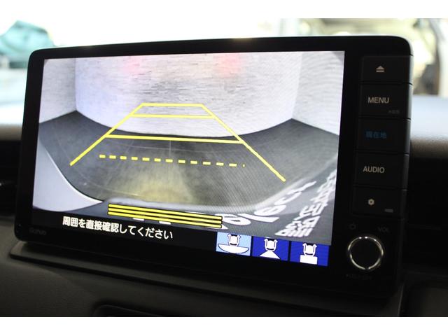 ヴェゼル ｅ：ＨＥＶＺ　衝突回避支援ブレーキ機能　１オナ　スマキ　Ｐトランク　フルオートエアコン　Ｄレコ　エアバッグ　両席エアバック　Ｒカメ　記録簿付　パワーウィンドウ　ＬＥＤランプ　ソナー　アルミホイール　クルーズＣ（7枚目）