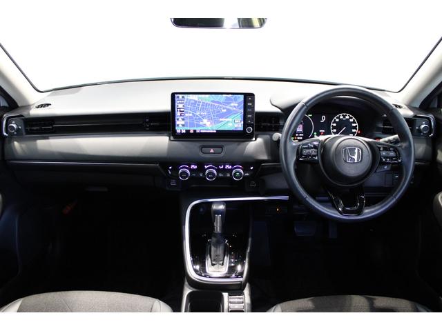 ヴェゼル ｅ：ＨＥＶＺ　衝突回避支援ブレーキ機能　１オナ　スマキ　Ｐトランク　フルオートエアコン　Ｄレコ　エアバッグ　両席エアバック　Ｒカメ　記録簿付　パワーウィンドウ　ＬＥＤランプ　ソナー　アルミホイール　クルーズＣ（13枚目）