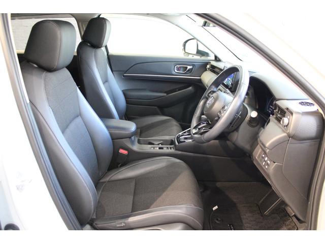 ヴェゼル ｅ：ＨＥＶＺ　衝突回避支援ブレーキ機能　１オナ　スマキ　Ｐトランク　フルオートエアコン　Ｄレコ　エアバッグ　両席エアバック　Ｒカメ　記録簿付　パワーウィンドウ　ＬＥＤランプ　ソナー　アルミホイール　クルーズＣ（19枚目）