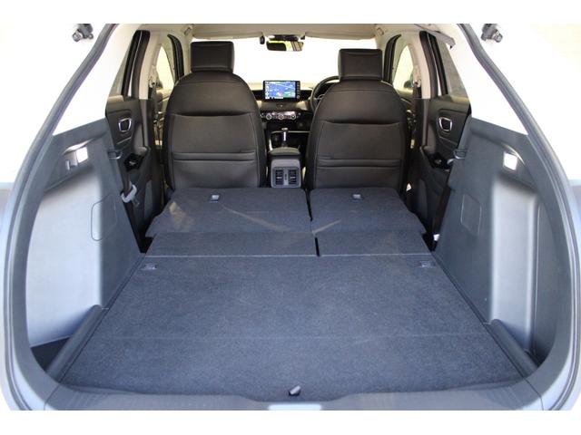 ヴェゼル ｅ：ＨＥＶＺ　衝突回避支援ブレーキ機能　１オナ　スマキ　Ｐトランク　フルオートエアコン　Ｄレコ　エアバッグ　両席エアバック　Ｒカメ　記録簿付　パワーウィンドウ　ＬＥＤランプ　ソナー　アルミホイール　クルーズＣ（28枚目）