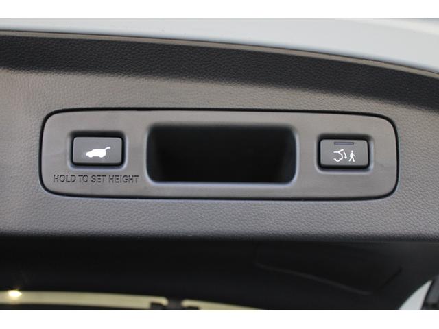 ヴェゼル ｅ：ＨＥＶＺ　衝突回避支援ブレーキ機能　１オナ　スマキ　Ｐトランク　フルオートエアコン　Ｄレコ　エアバッグ　両席エアバック　Ｒカメ　記録簿付　パワーウィンドウ　ＬＥＤランプ　ソナー　アルミホイール　クルーズＣ（30枚目）