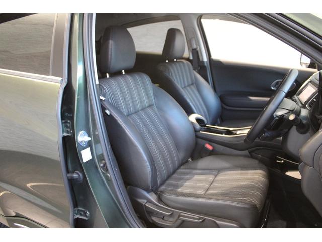 ヴェゼル ハイブリッドＺ・ホンダセンシング　純正ナビ　バックカメラ　フルセグＴＶ　前方ドラレコ　オートライト　オートワイパー　パドルシフト　オートパーキングホールド　ＥＴＣ　純正アルミホイール　レーダーサポート　ＤＶＤ再生機能　バックアイカメラ（9枚目）