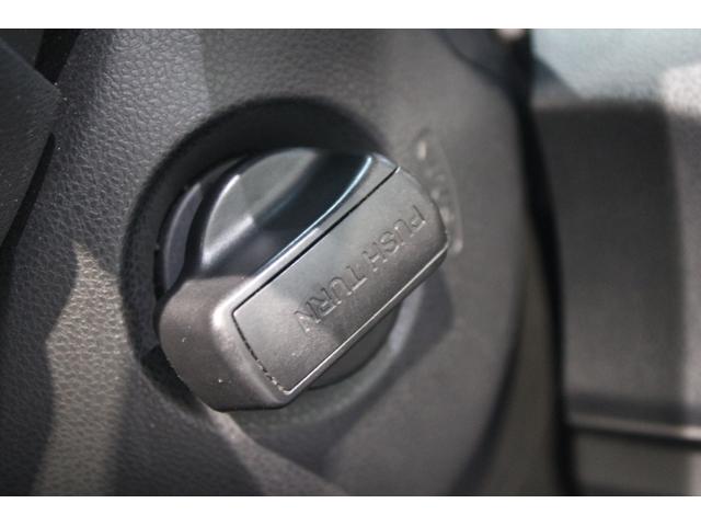 スマートキー搭載です！！カバンやポケットに鍵を入れたままエンジンスタート可能です！！