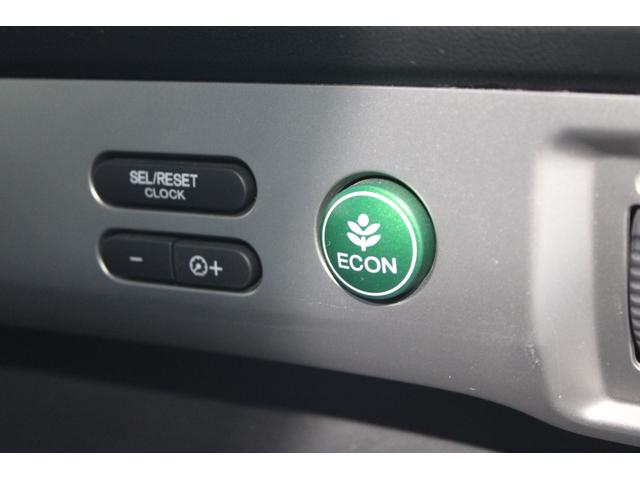 フリード Ｇジャストセレクション　純正ナビ　バックカメラ　フルセグＴＶ　ＥＴＣ　コーナーポール　Ｂｌｕｅｔｏｏｔｈ　両側Ｐスライドドア　Ｂモニター　スマトキー　地上デジタルＴＶ　助手席エアバッグ　ＡＵＴＯエアコン　パワステ　ナビＴＶ（12枚目）