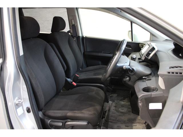 フリード Ｇジャストセレクション　純正ナビ　バックカメラ　フルセグＴＶ　ＥＴＣ　コーナーポール　Ｂｌｕｅｔｏｏｔｈ　両側Ｐスライドドア　Ｂモニター　スマトキー　地上デジタルＴＶ　助手席エアバッグ　ＡＵＴＯエアコン　パワステ　ナビＴＶ（13枚目）