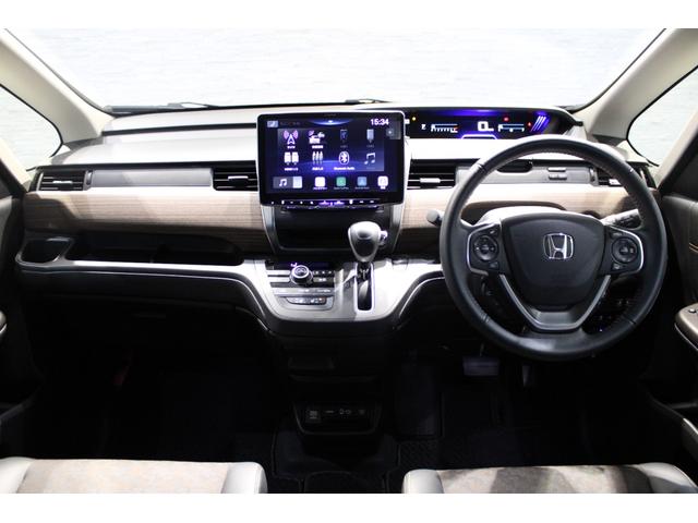 操作性に優れた運転席となります！座り心地もよく視認性も良好なのでロングドライブもお任せ下さい！