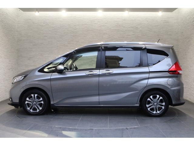 有料になりますが、ボディーコートもご用意しております！ガラス系やポリマーコーティングなどおお好みに合わせてお選び頂けます！新車の輝きに近づき、洗車などのお手入れも楽々です！