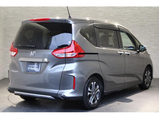 有料になりますが、ホンダ純正のボディーコートもご用意しております！ガラス系やポリマーコーティングなど、お好みに合わせてお選び頂けます！新車の輝きに近づき、洗車などのお手入れも楽々です！