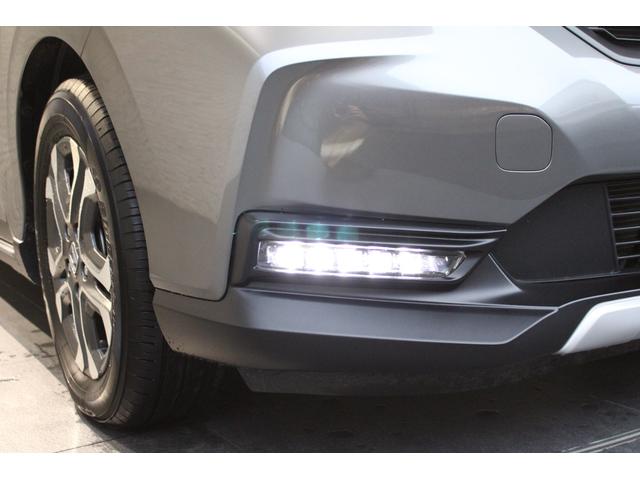 ＬＥＤヘッドライト搭載！明るく視界良好！消費電力も少なくバッテリーの負担軽減！高寿命で経済的な電球です！