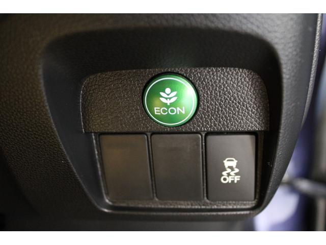 N-ONE プレミアムツアラー・Lパッケージ ワンオーナー 純正ナビ フルセグ バックカメラ クルコン パドルシフト ETC Bluetooth 純正アルミ スマートキー イモビライザー ターボエンジン 地デジ オートクルーズ DVD再生可能(11枚目)