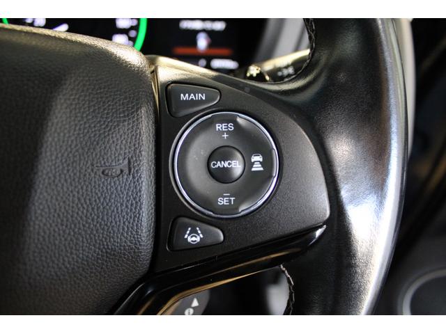 ヴェゼル ハイブリッドZ・ホンダセンシング 雹損害有 純正ナビ 純正ドラレコ ETC フルセグ デュアルエアコン シートヒーター パドルシフト Bluetooth フォグランプ 電子パーキング オートリトラミラー スマートキー レーダーサポート(10枚目)