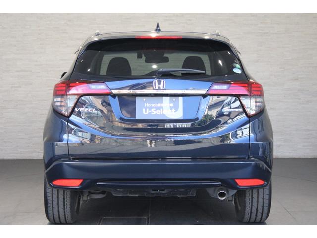 ヴェゼル ハイブリッドZ・ホンダセンシング 雹損害有 純正ナビ 純正ドラレコ ETC フルセグ デュアルエアコン シートヒーター パドルシフト Bluetooth フォグランプ 電子パーキング オートリトラミラー スマートキー レーダーサポート(23枚目)
