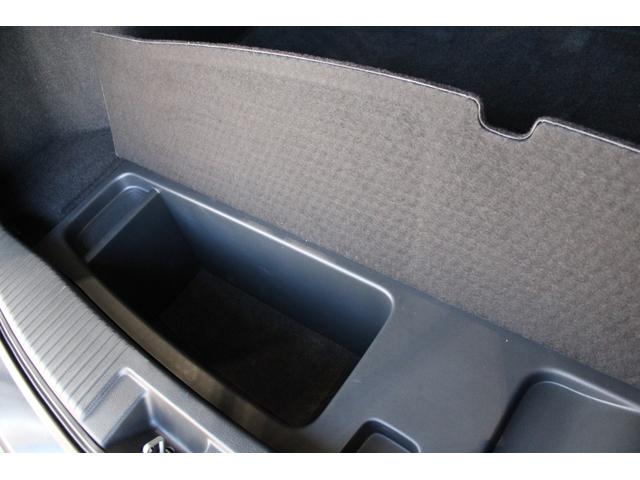 ヴェゼル ハイブリッドZ・ホンダセンシング 雹損害有 純正ナビ 純正ドラレコ ETC フルセグ デュアルエアコン シートヒーター パドルシフト Bluetooth フォグランプ 電子パーキング オートリトラミラー スマートキー レーダーサポート(27枚目)