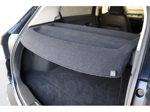 ヴェゼル ハイブリッドZ・ホンダセンシング 雹損害有 純正ナビ 純正ドラレコ ETC フルセグ デュアルエアコン シートヒーター パドルシフト Bluetooth フォグランプ 電子パーキング オートリトラミラー スマートキー レーダーサポート(28枚目)