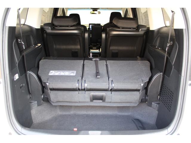 オデッセイハイブリッド ｅ：ＨＥＶアブソルート・ＥＸ　純正１０インチナビ　マルチビューカメラ　ＥＴＣ２．０　フルセグ　ブラインドスポットモニター　パワーシート　シートヒーター　オートリトラミラー　コーナーセンサー　Ｂｌｕｅｔｏｏｔｈ　衝突軽減ブレーキ（28枚目）