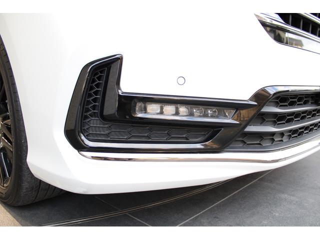 オデッセイハイブリッド ｅ：ＨＥＶアブソルート・ＥＸ　純正１０インチナビ　マルチビューカメラ　ＥＴＣ２．０　フルセグ　ブラインドスポットモニター　パワーシート　シートヒーター　オートリトラミラー　コーナーセンサー　Ｂｌｕｅｔｏｏｔｈ　衝突軽減ブレーキ（38枚目）