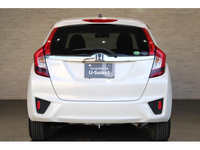 フィット １５Ｘ・Ｌパッケージ　純正ナビ　バックカメラ　フォグライト　ドアバイザー　ＥＴＣ　ステアリングスイッチ　クルーズコントロール　助手席エアバッグ　ＵＳＢ　アイドリングストップ　フルセグＴＶ　スマートキー　フルオートエアコン（23枚目）