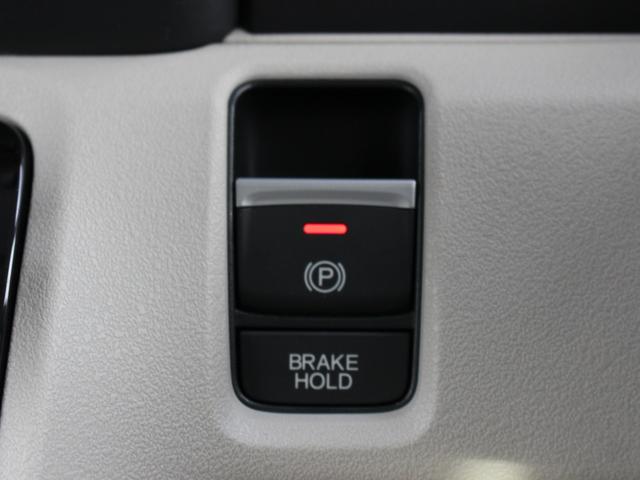 Ｎ－ＢＯＸ ベースグレード　当社デモカー　ホンダセンシング　純正ナビ　フルセグＴＶ　Ｂｌｕｅｔｏｏｔｈ　ＥＴＣ　ＵＳＢ　バックカメラ　片側オートスライドドア　電子パーキング　ブレーキホールド　スマートキー　ＬＥＤヘッドライト（13枚目）