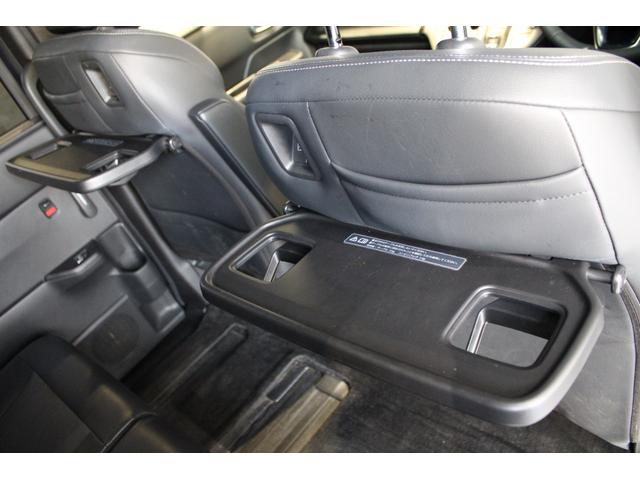 ステップワゴン ｅ：ＨＥＶスパーダ　純正ナビ　リヤ席モニター　マルチビュー　フルセグ　両側電動スライドドア　ＥＴＣ　シートヒーター　ブラインドスポットモニター　パワーテールゲート　Ｂｌｕｅｔｏｏｔｈ　スマートキー　１オーナー　ＥＳＣ（21枚目）