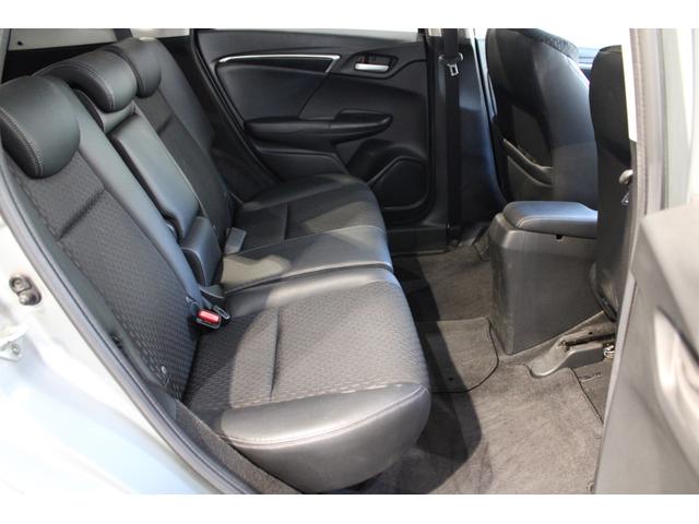 フィットハイブリッド Ｌパッケージ　雹損害有　純正ナビ　フルセグ　バックカメラ　クルコン　ワンオーナー　Ｂｌｕｅｔｏｏｔｈ　オートリトラミラー　１オーナ　ナビ＆ＴＶ　ＤＶＤ再生　ＬＥＤ　ＥＣＯＮ　オートクルーズコントロール　ＥＴＣ（15枚目）