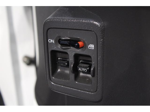 アクティトラック ＳＤＸ　エアコン　ＥＴＣ　パワーウィンドウ　３方開　荷台ランプ　キーレス　パワーステ　盗難防止装置　運転席エアバック　パワーウインド　ＡＣ　ＡＢＳ付き（9枚目）