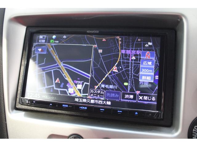 シビック タイプＲ　６速ＭＴ　メモリーナビ　フルセグ　ＥＴＣ　Ｂｌｕｅｔｏｏｔｈ　ＨＩＤヘッドライト　純正アルミホイール　キーレス　パワステ　ＤＶＤ　ナビＴＶ　ＡＢＳ　エアバッグ　パワーウインドウ　マニュアルエアコン（3枚目）