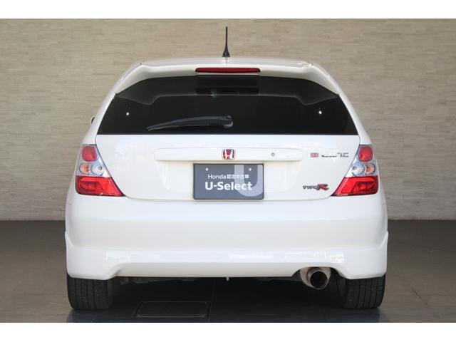 シビック タイプＲ　６速ＭＴ　メモリーナビ　フルセグ　ＥＴＣ　Ｂｌｕｅｔｏｏｔｈ　ＨＩＤヘッドライト　純正アルミホイール　キーレス　パワステ　ＤＶＤ　ナビＴＶ　ＡＢＳ　エアバッグ　パワーウインドウ　マニュアルエアコン（15枚目）