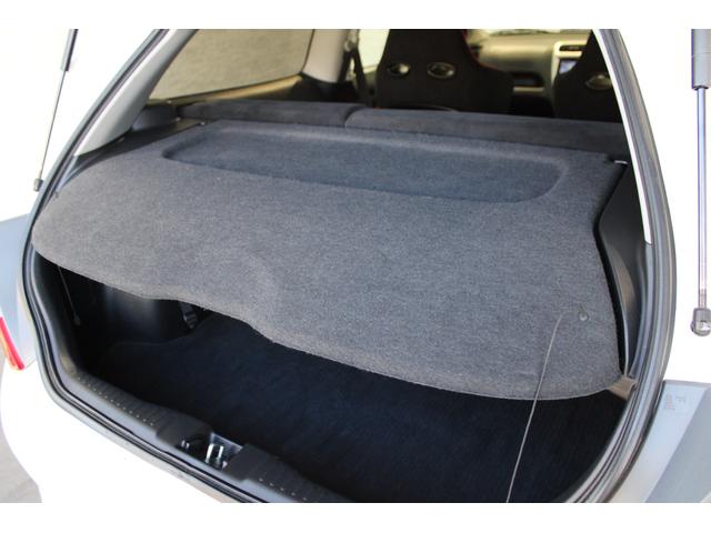 シビック タイプＲ　６速ＭＴ　メモリーナビ　フルセグ　ＥＴＣ　Ｂｌｕｅｔｏｏｔｈ　ＨＩＤヘッドライト　純正アルミホイール　キーレス　パワステ　ＤＶＤ　ナビＴＶ　ＡＢＳ　エアバッグ　パワーウインドウ　マニュアルエアコン（19枚目）