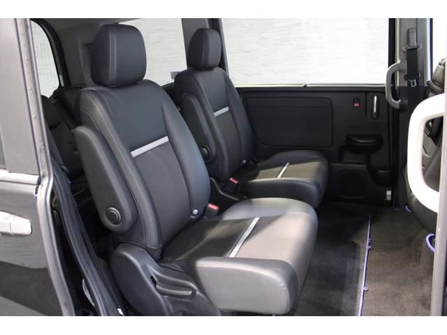 ステップワゴン ｅ：ＨＥＶモデューロＸホンダセンシング　純正１０インチナビ　後席モニター　ＥＴＣ２．０　マルチビュー　フルセグ　両側電動スライドドア　Ｂｌｕｅｔｏｏｔｈ　スマートキー　衝突軽減ブレーキ　フロントカメラ　横滑り防止装置　ＬＥＤヘッドライト（18枚目）