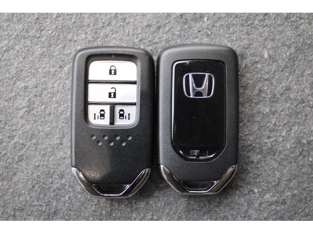 ステップワゴン ｅ：ＨＥＶモデューロＸホンダセンシング　純正１０インチナビ　後席モニター　ＥＴＣ２．０　マルチビュー　フルセグ　両側電動スライドドア　Ｂｌｕｅｔｏｏｔｈ　スマートキー　衝突軽減ブレーキ　フロントカメラ　横滑り防止装置　ＬＥＤヘッドライト（34枚目）