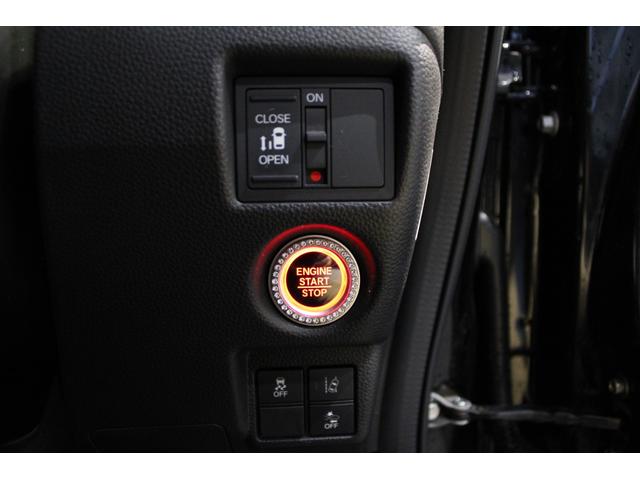 Ｎ－ＢＯＸカスタム Ｇ・ＥＸホンダセンシング　雹損害有　純正ナビ　フルセグ　左側パワースライドドア　ＥＴＣ　バックカメラ　コーナーセンサー　Ｂｌｕｅｔｏｏｔｈ　衝突軽減ブレーキ　スマートキー　純正アルミ　衝突被害軽減装置　エアコン　ＰＷ　ナビＴＶ（12枚目）
