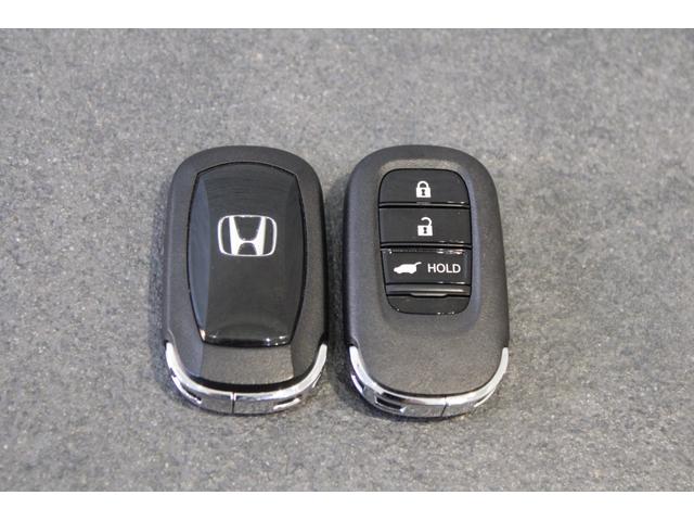 ヴェゼル ｅ：ＨＥＶＺ　純正ナビ　ＥＴＣ２．０　フルセグ　バックカメラ　シートヒーター　ステアリングヒーター　パドルシフト　ブラインドスポットモニター　ワイヤレス充電　コーナーセンサー　純正アルミ　Ｂｌｕｅｔｏｏｔｈ　１オナ（37枚目）