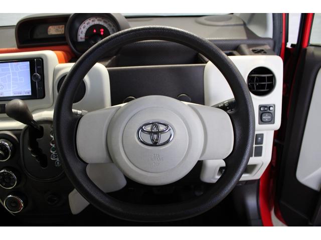 スペイド Ｙ　純正ナビ　パワースライドドア　フルセグ　ＥＴＣ　Ｂｌｕｅｔｏｏｔｈ　スマートキー　ＨＩＤヘッドライト　地デジテレビ　盗難防止システム　ＤＶＤ　運転席エアバッグ　エアコン　パワーウィンドウ　キーレス（4枚目）