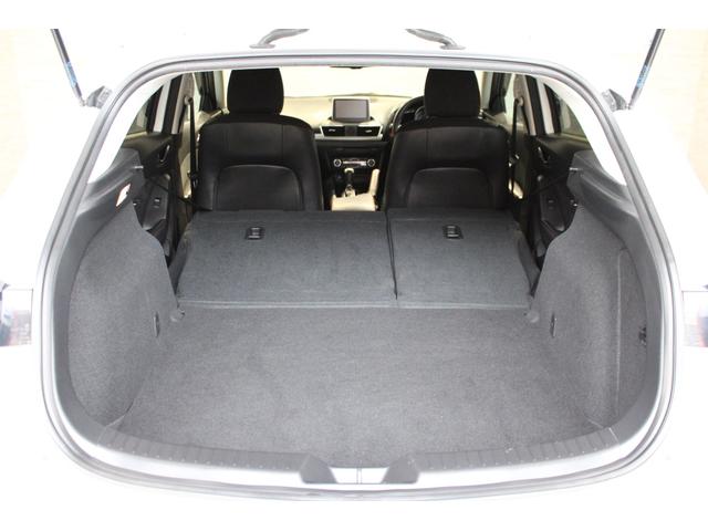 �Q��ڃV�[�g��|���ƁA�L�X�Ƃ������Q�b�W�X�y�[�X�����܂�܂��I�傫�ȉו��Ⓑ���ו����ȒP�Ɏ��[���邱�Ƃ��ł��܂��I