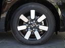 純正のアルミホイールが足元を飾ります!タイヤサイズは185/65R15になります。