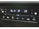 ハイブリッドＥＸ・ホンダセンシング　純正ナビ　フルセグ　バックカメラ　ＥＴＣ　シートヒーター　パドルシフト　コーナーセンサー　クルーズコントロール　純正アルミ　Ｒカメラ　ＬＥＤヘッドライト　パワーステアリング　スマートキー　ＵＳＢ（11枚目）