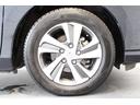 純正のアルミホイールが足元を飾ります!タイヤサイズは185/65R15になります。
