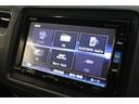 ヴェゼル ハイブリッドＺ・ホンダセンシング　純正ナビ　バックカメラ　フルセグＴＶ　前方ドラレコ　オートライト　オートワイパー　パドルシフト　オートパーキングホールド　ＥＴＣ　純正アルミホイール　レーダーサポート　ＤＶＤ再生機能　バックアイカメラ（7枚目）