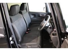 前方の視界も良く足元も広々しているので運転しやすいです！ 6