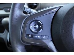 �ϥ�ɥ뺸���˥����ǥ�����⥳�󥹥��å�����������Ƥޤ����긵�ǻ볦�򤽤餵���˥ܥ�塼��Ĵ�����⡼�����ء����ɡ��ʽ祹���åפʤɤ���ǽ�Ǥ��� 6