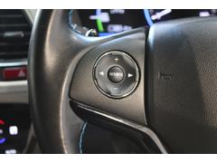 �ϥ�ɥ뺸���˥����ǥ�����⥳�󥹥��å�����������Ƥޤ����긵�ǻ볦�򤽤餵���˥ܥ�塼��Ĵ�����⡼�����ء����ɡ��ʽ祹���åפʤɤ���ǽ�Ǥ��� 6