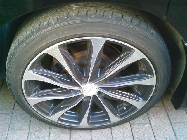 セレナ ハイウェイスター　Ｖセレクション　両側パワースライドドア　フリップダウンモニター　社外１８インチアルミホイール（70枚目）