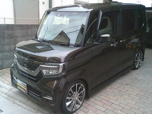 Ｎ－ＢＯＸカスタム Ｇ・Ｌターボホンダセンシング　ローダウン　ワンオーナー　フリップダウンモニター　社外１７インチホイール　両側パワースライドドア　前後ドラレコ（4枚目）