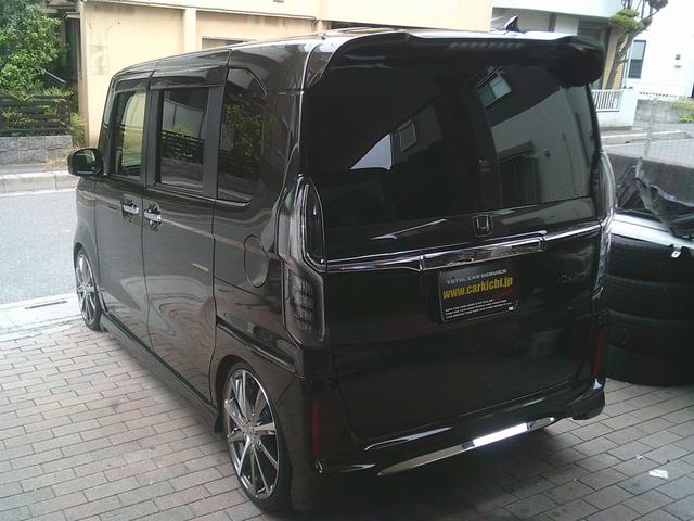 Ｎ－ＢＯＸカスタム Ｇ・Ｌターボホンダセンシング　ローダウン　ワンオーナー　フリップダウンモニター　社外１７インチホイール　両側パワースライドドア　前後ドラレコ（6枚目）