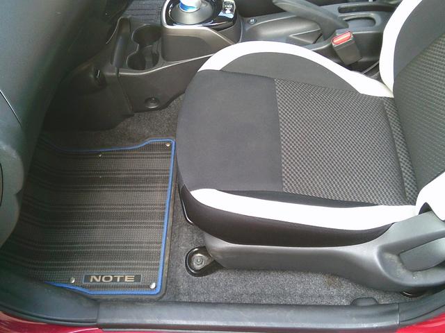 ノート e-パワー X アラウンドビューモニター エマージェンシーブレーキ ETC スマートルームミラー インテリキー Bluetooth(27枚目)
