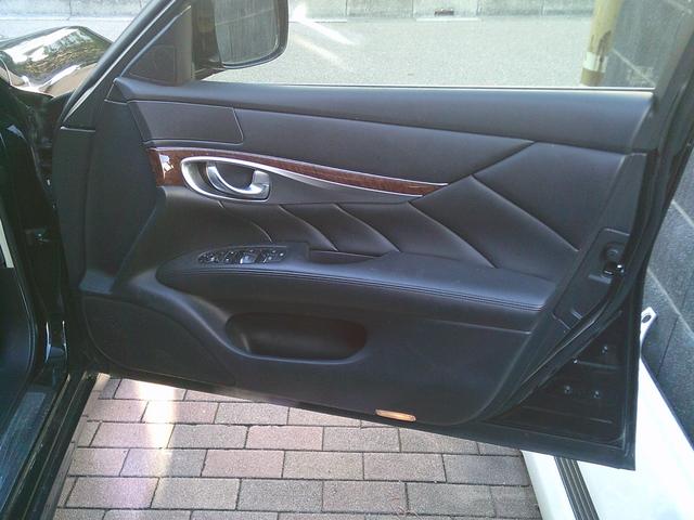 フーガ 250GT Aパッケージ ETC バックカメラ サイドカメラ スマートキー プッシュスタート パワーシート(17枚目)