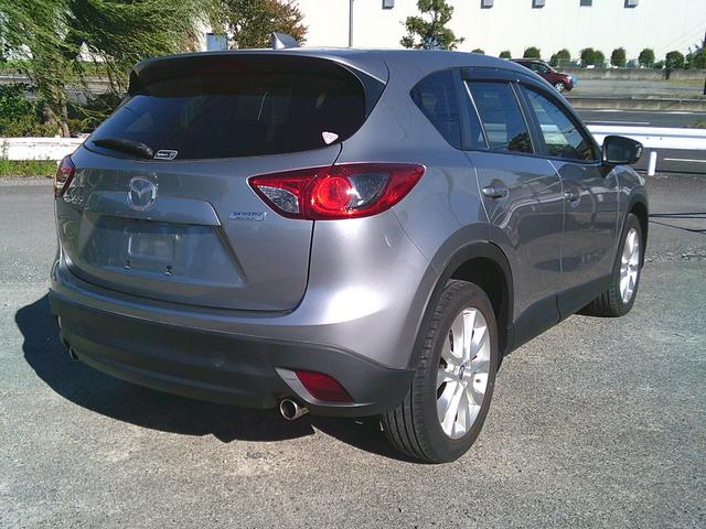 ＣＸ－５ ＸＤ　Ｌパッケージ　パワーシート　革シート　ＥＴＣ　バックカメラ　プッシュスタート　スマートキー　クルーズコントロール　Ｂｌｕｅｔｏｏｔｈ（6枚目）