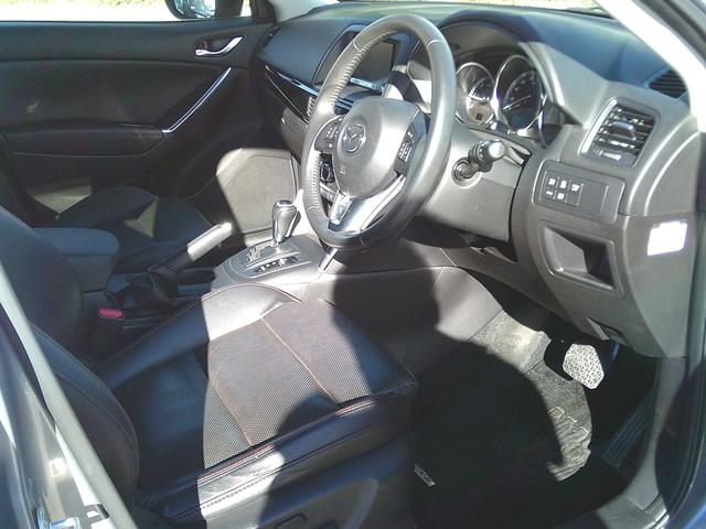 ＣＸ－５ ＸＤ　Ｌパッケージ　パワーシート　革シート　ＥＴＣ　バックカメラ　プッシュスタート　スマートキー　クルーズコントロール　Ｂｌｕｅｔｏｏｔｈ（17枚目）