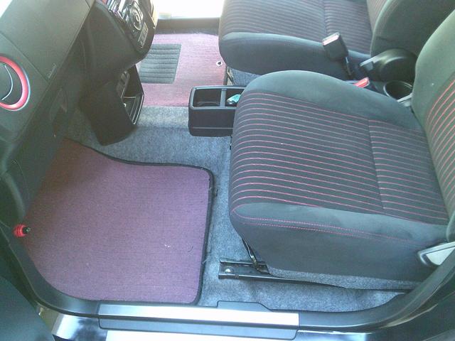 アルトターボＲＳ ベースグレード　ＨＫＳマフラー　ローダウン　ナビＴＶ　Ｂｌｕｅｔｏｏｔｈ　パドルシフト　シートヒーター　ドライブレコーダー（23枚目）