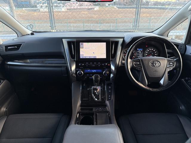 アルファード 2.5S Cパッケージ ワンオーナー/レクサス純正LMルック/デジタルミラー/サンルーフ/黒レザー/シートクーラ/シートヒータ/フリップダウンモニター/オートハイビーム/ステアリングヒータ/ACC/BSM/ドラレコ(24枚目)